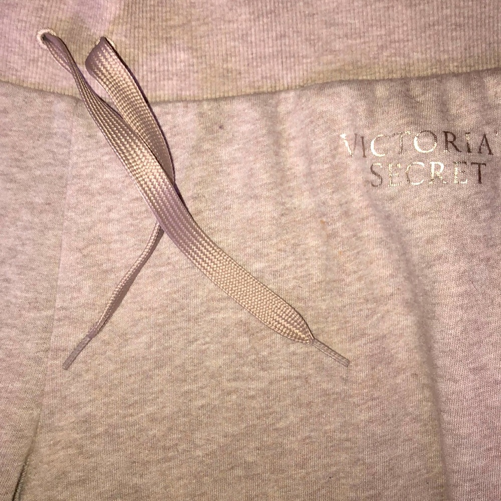 VICTORIA SECRET SWEATPANTS